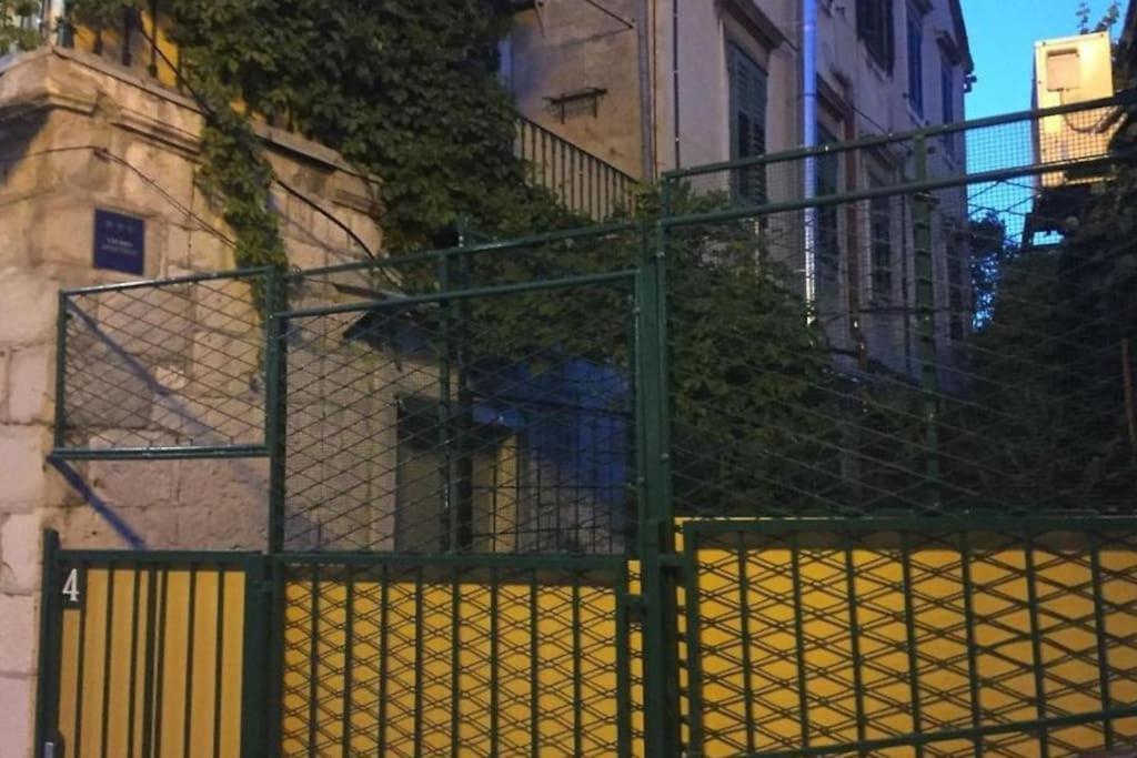 Ferienwohnung Pazarello Split Exterior foto